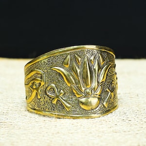 Rare Egyptian Goddess Bracelet with lotus flower and ankh and the Egyptian eye of Horus - made in Egypt