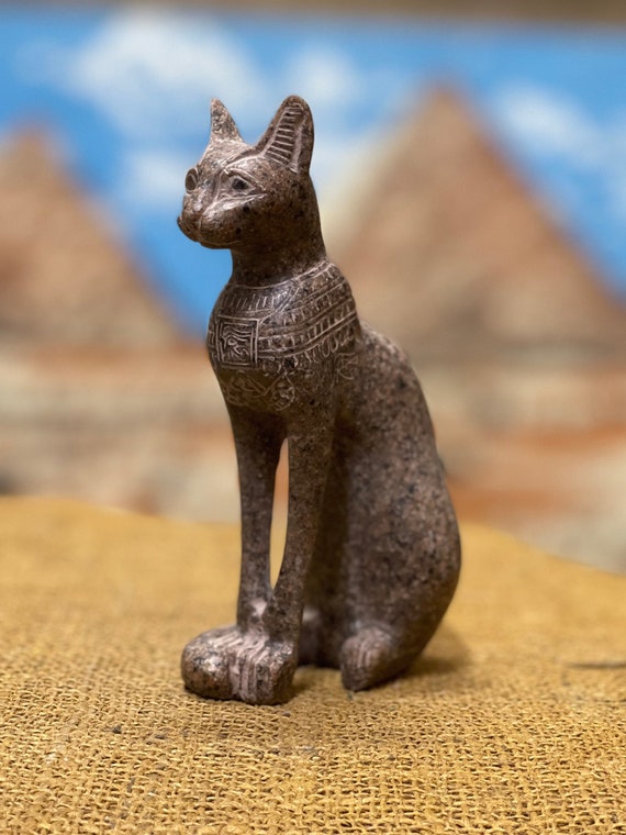 な*し様 純銀メダル　エジプト　猫の女神バステト エジプトのバステト猫、バステト女神のエジプト猫。エジプト猫の像を