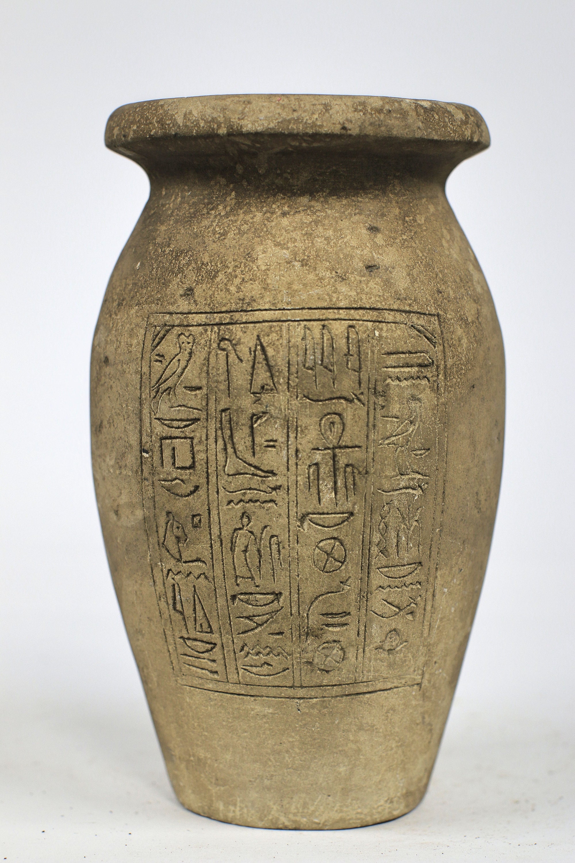 Stupendous Vintage alt ägyptischen Vase mit Anubis | Etsy