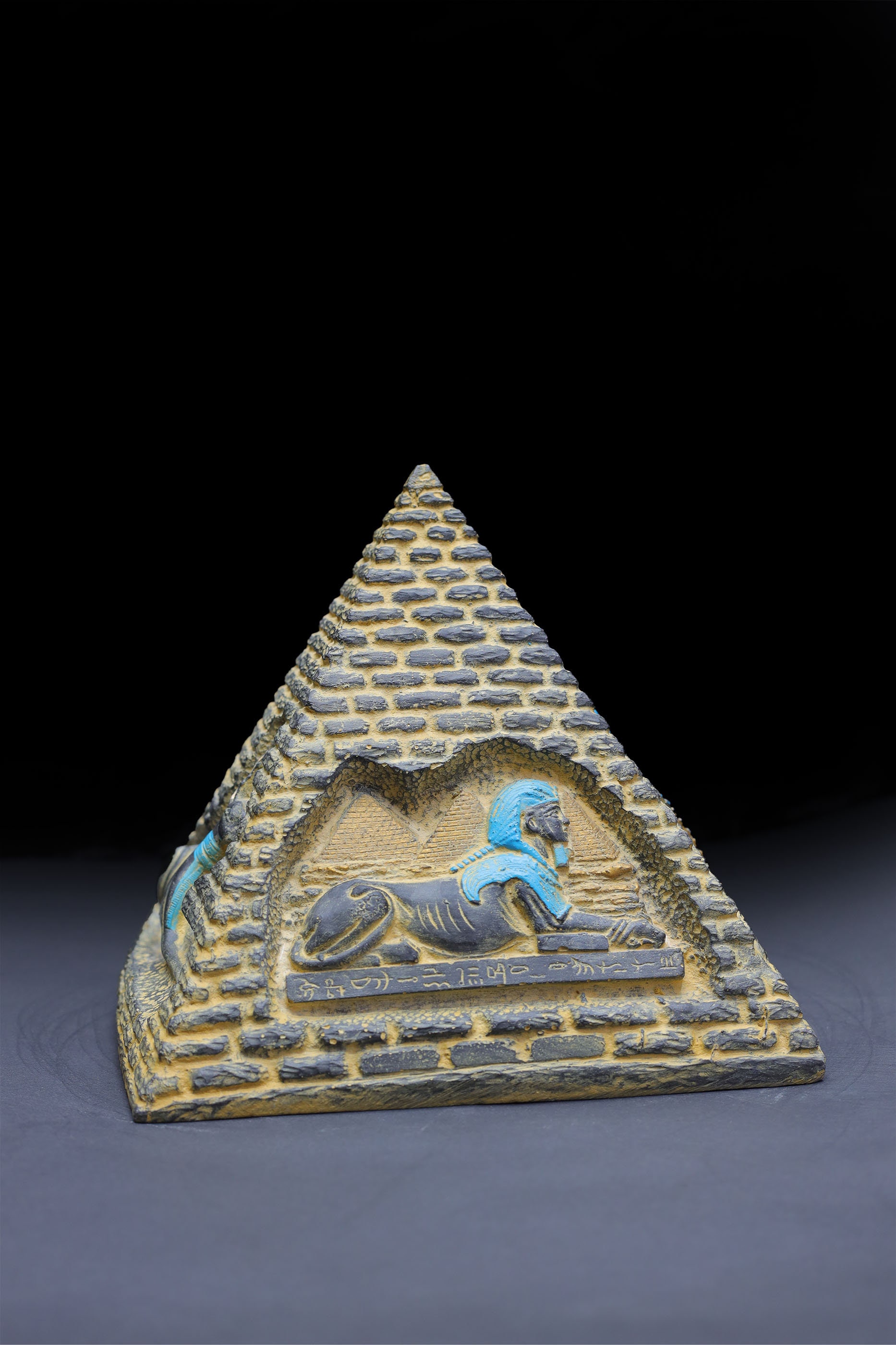 エジプトのピラミッド、エジプトのツタンカーメン、アヌビス神