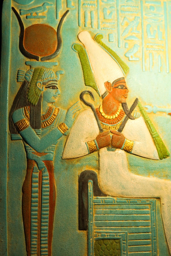 ツタンカーメン王とイシスとオシリスの壁画。エジプトで愛情を込めて