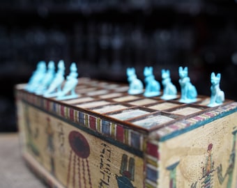 Juego de mesa Senet en el Antiguo Egipto. Escena de faraones jugando al senet. (Juego de mesa Senet disponible para la venta).