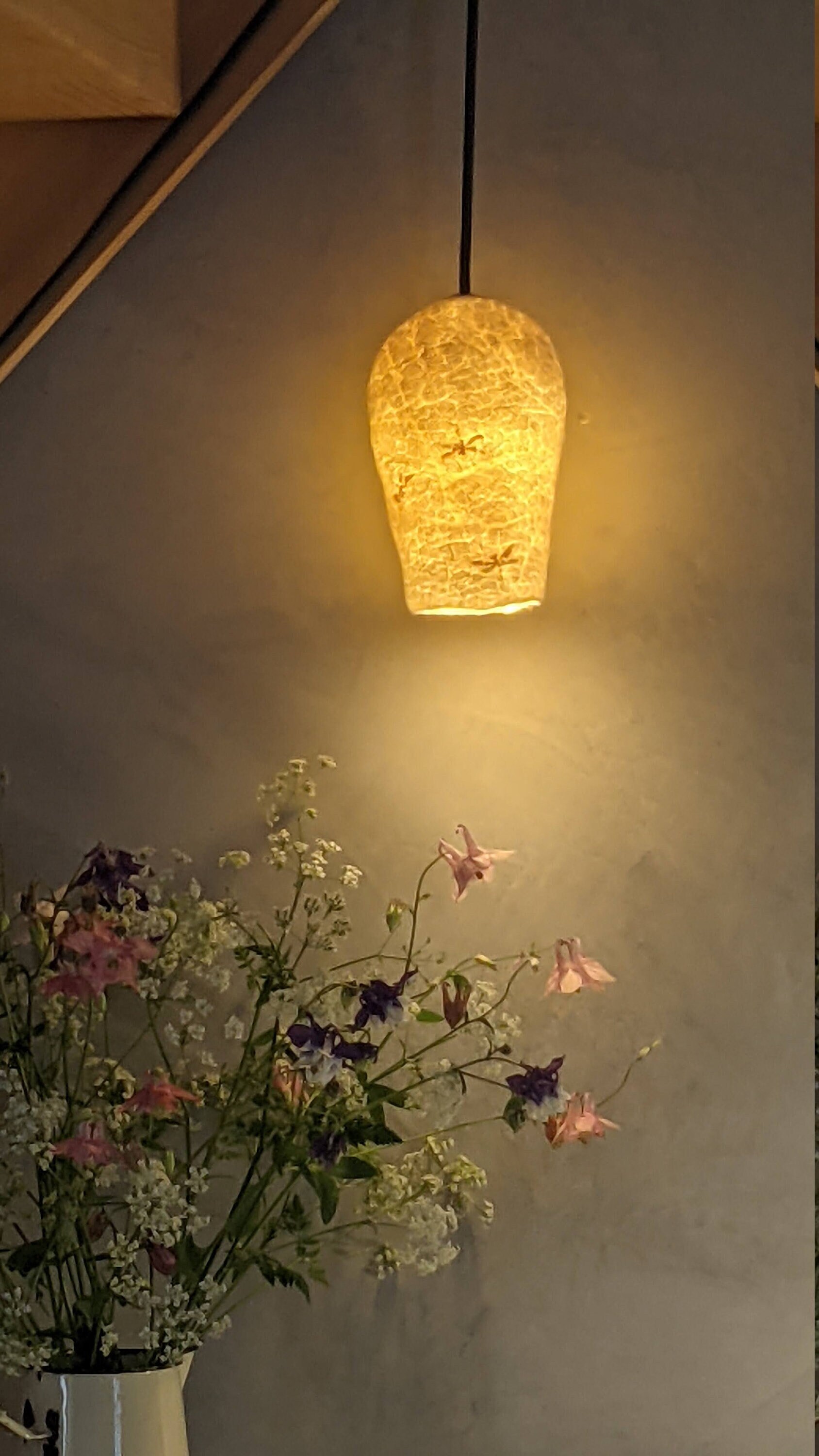 Libellule Suspension Lampe en Laine Feutrée et Tissu de Coton Recyclé