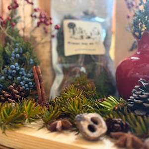Michigan Trail Mix Potpourri: Bring the beauty & fragrance of the outdoors into your home