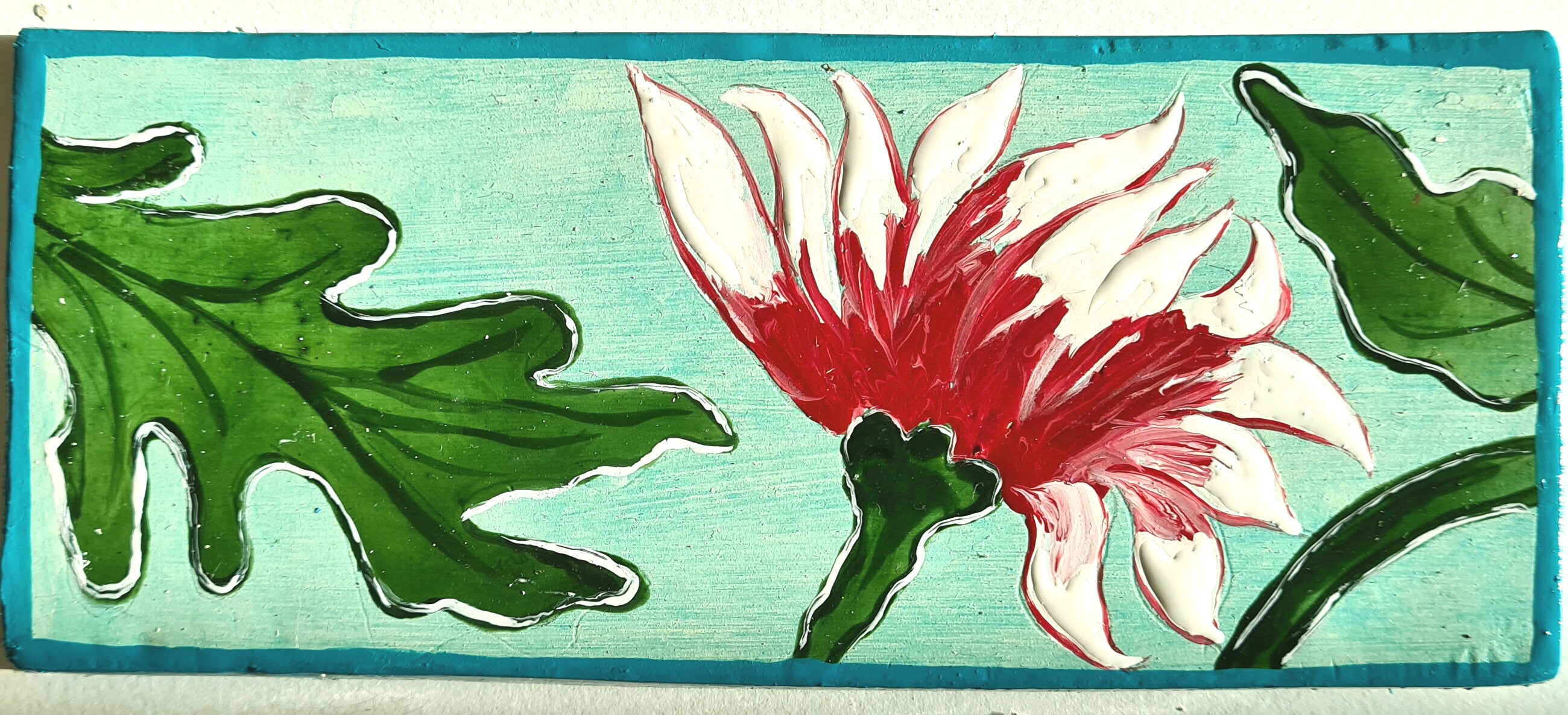 Frise Lumineuse sur Carreau d'argile, Style Art Nouveau