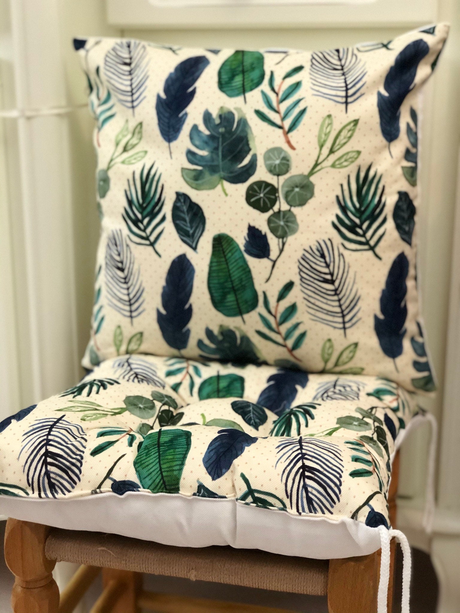 Tufted Chair pad with ties Indoor/Bistro 14x14x3 inches Etsy