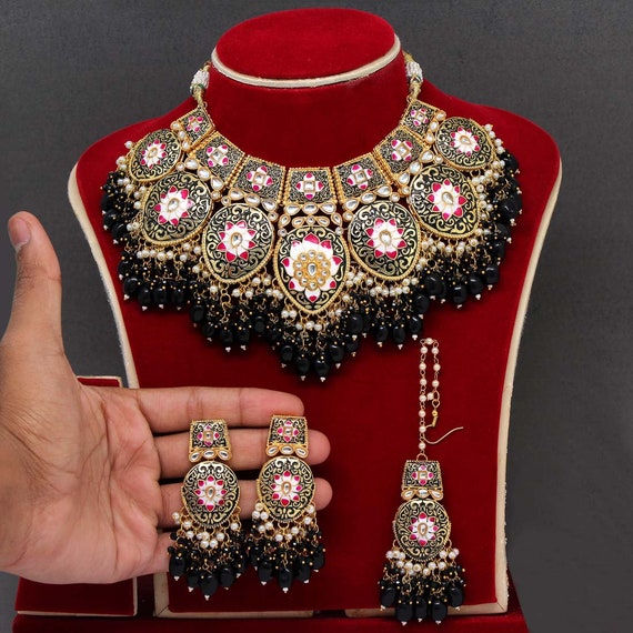 Kundan meenakari best sale necklace