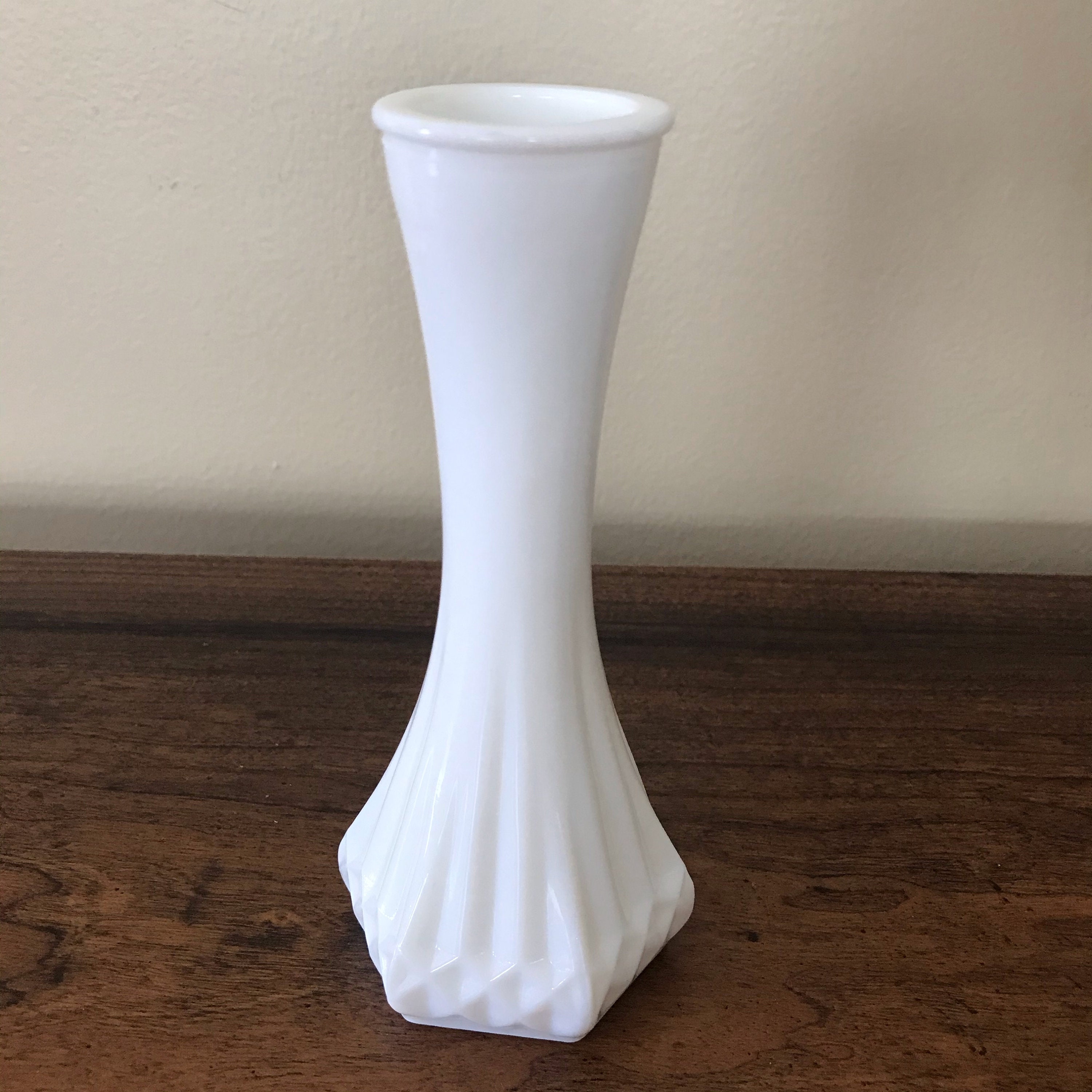 Vintage White Milk Glass Bud Vase / Hoosier Glass 4063C Vase Etsy