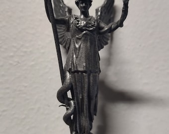 John Wick Pinball Continental Hotel Statues