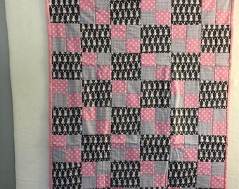 Baby Quilt // Handmade // Bunnies and Rabbits // Pink Quilt