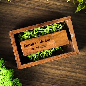 Thin Walnut USB Flash Drive & Wooden USB Box Set - Custom Engraved USB Set - Video or Photography Wedding usb Packaging, Mother&#39;s Day Gift