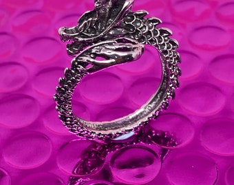 Brand new - Unisex silver plated dragon adjustable ring