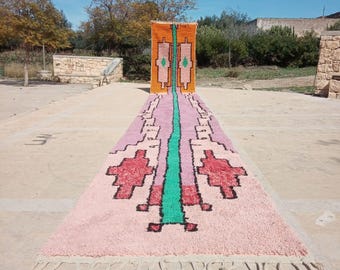 Handmade Moroccan Wool Rug: Beni Ourain Berber Style