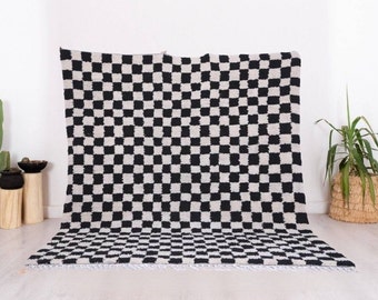 Black and White Moroccan Rug: Abstract Wool Beni Ourain Rug