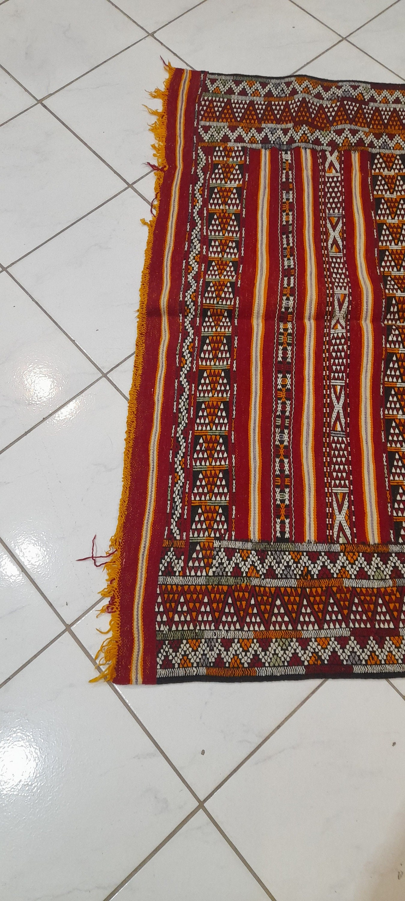 ヴィンテージ モロッコ ベルベル ウール ラグ：トライバル キリム