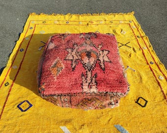 Vintage Moroccan Floor Pouf – Handwoven Berber Cushion from Boujad Rug – Boho Tribal Ottoman"