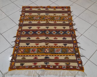 Akhnif taznakht Maroc tapis berbère autentisk vintage atlas stil montagnard marocain traditionnel