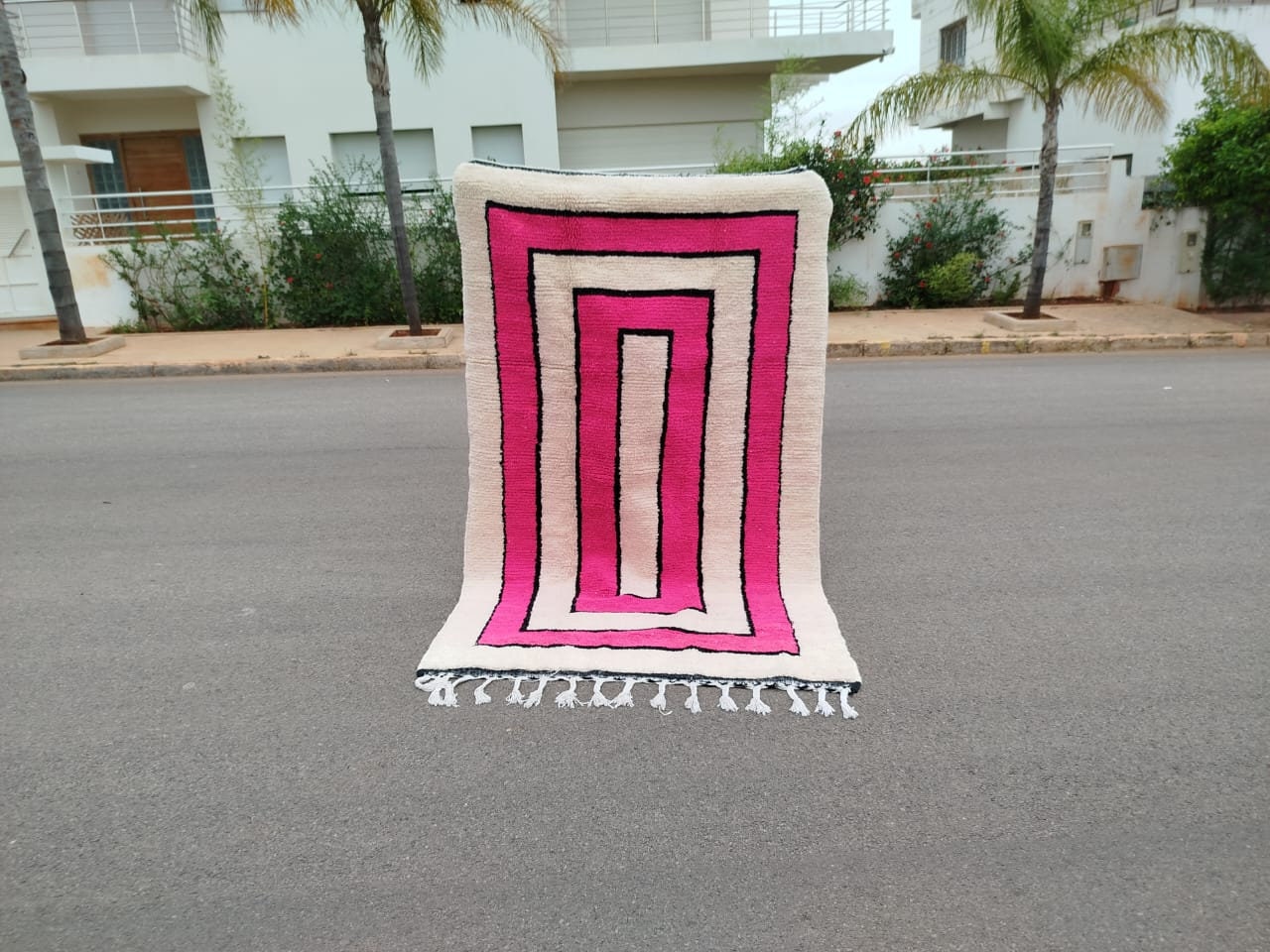 Tapis Berbère Marocain Beni Ourain - Laine Rose Tissée Main, 6.7x9.8 FT