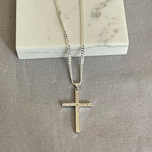 Sterling Silver Diamond Cut Cross Pendant, Curb Chain Image 2