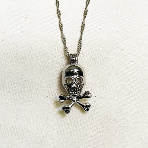 Skulls Necklace With Pearl, Caged Pearl necklace, Skull Sterling silver necklace with freshwater pearl image 2