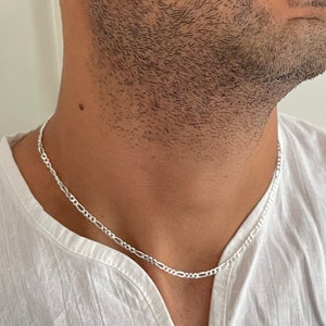 Sterling Silver 3mm Diamond-Cut Figaro Chain Necklace Image 10