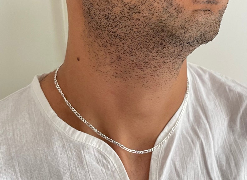 Sterling Silver 3mm Diamond-Cut Figaro Chain Necklace Image 10