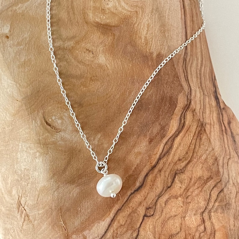 Elegant Silver Necklace with Pearl Pendant - Dainty Jewelry Gift Image 1