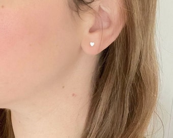 Sterling silver studs earrings | Heart silver earring | easy to wear