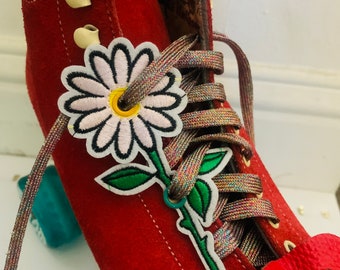Roller Skate Accessories … Daisy Charm … Nature Lover … Flower Charm … Earth Lover … Flourish … Grow … Daisies