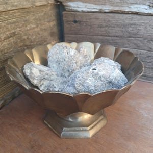Benzoin of Sumatra 3/4 oz. Charcoal Burning Resin Incense For Protection, Spirituality & Love Plus a FREE GIFT!