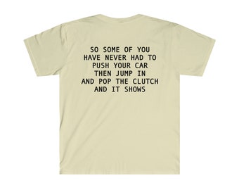 pop the clutch : T-shirt