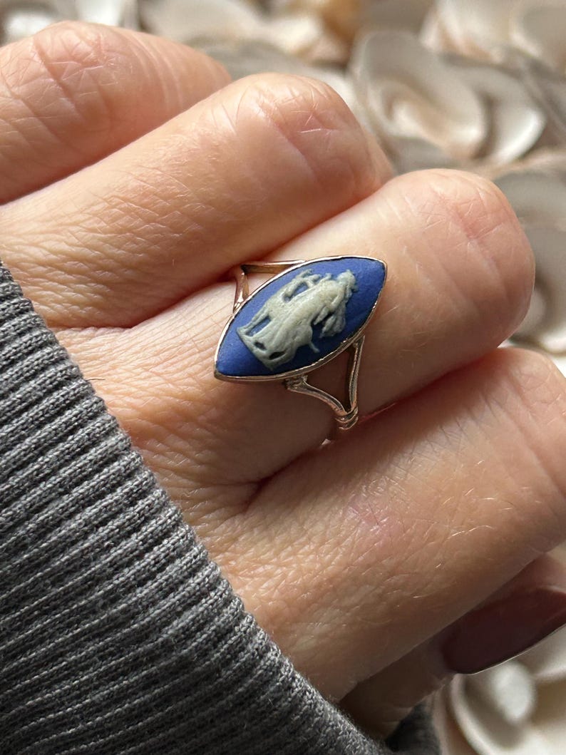 Antique Wedgwood Cameo Ring 9 Carat Gold Diana The Huntress 1930, Blue Jasperwear Artemis Goddess Navette Statement Ring, Gold Jewelry Gift image 2