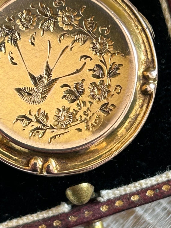 Antique Victorian Engraved Gold Locket Flowers an… - image 3