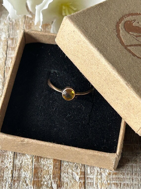 Antique Citrine Paste Solitaire Ring 9 Carat Yell… - image 10