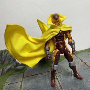 1/12 Scale Yellow Cloth Wired Cape