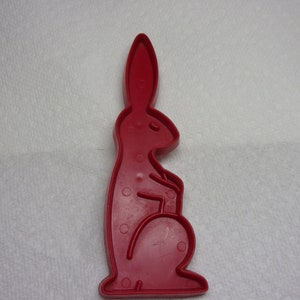 Vintage Tupperware Bunny Cookie Cutter