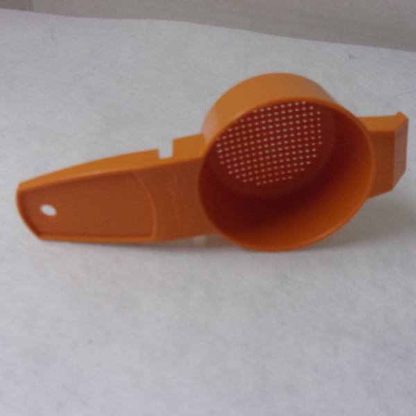 Tupperware Mini Strainer - Orange