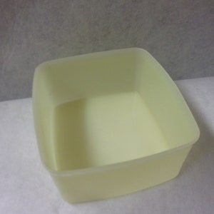Vintage Tupperware Square Round Corner 16oz Container