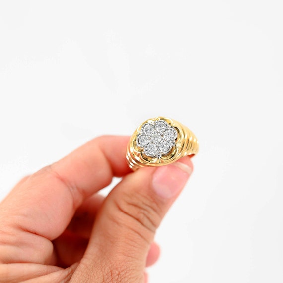 14k Yellow Gold Diamond Cluster Signet Ring - image 6