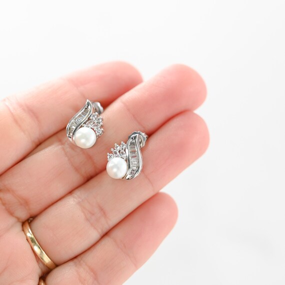 925 Silver Diamond And Pearl Studs Earrings - image 5