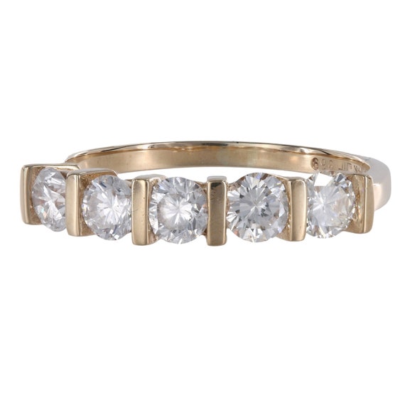 14k Yellow Gold Diamond Wedding Band