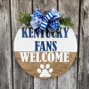 Kentucky Wood Wreath, Wildcats, Door Hanger, Kentucky Sign, Kentucky Door Decor, Wood Door Hanger, Gift Idea, Father's Day Gift, Gift Idea