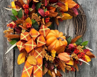 Fall Magnolia Wreath, Eucalyptus Fall Wreath, Farmhouse Autumn Decor, Pumpkin Wreath, Harvest Fall Wreath, Front Door Wreath, Thanksgiving