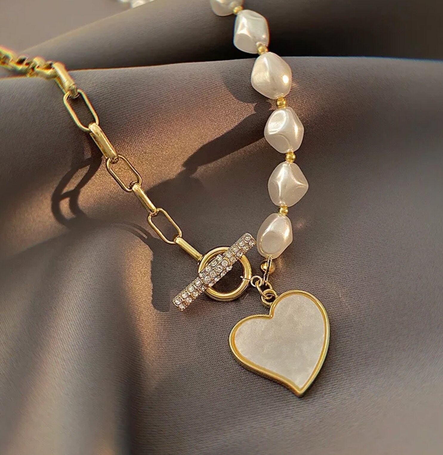 15x15mm Mother-of-Pearl and Diamond-Accented Heart Lock and Key