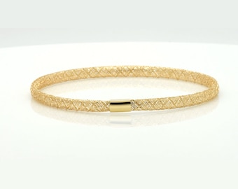 Braccialetto in maglia leggera minimalista flessibile e delicato da infilare in oro giallo massiccio 14k, 7 pollici x 4 mm di larghezza