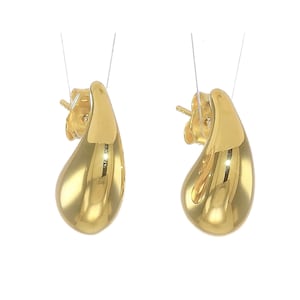 18k Yellow Gold Minimalist Teardrop Stud Earrings | Teardrop Minimalistic 3D Puffed Drop Minimalistic Solid Gold 3/4-inch Long Earrings
