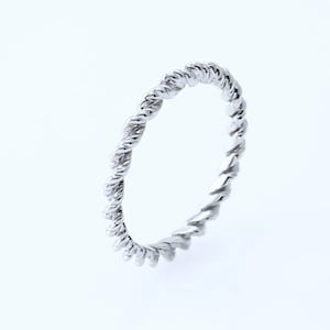 Solid 950 Platinum Twisted Design 2 mm Wide Fancy Bridal Wedding Minimalist Dainty Band Ring
