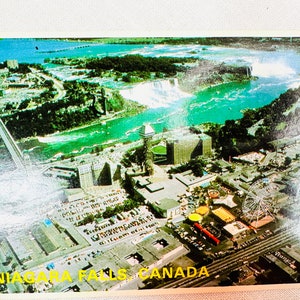 Vintage 70s Niagara Falls Maple Leaf Village Post Card