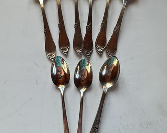 Antyczne srebrne łyżeczki do kawy na łyżeczkę