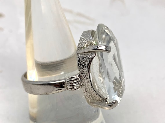 Huge clear quartz and silver tone statement ring … - image 2